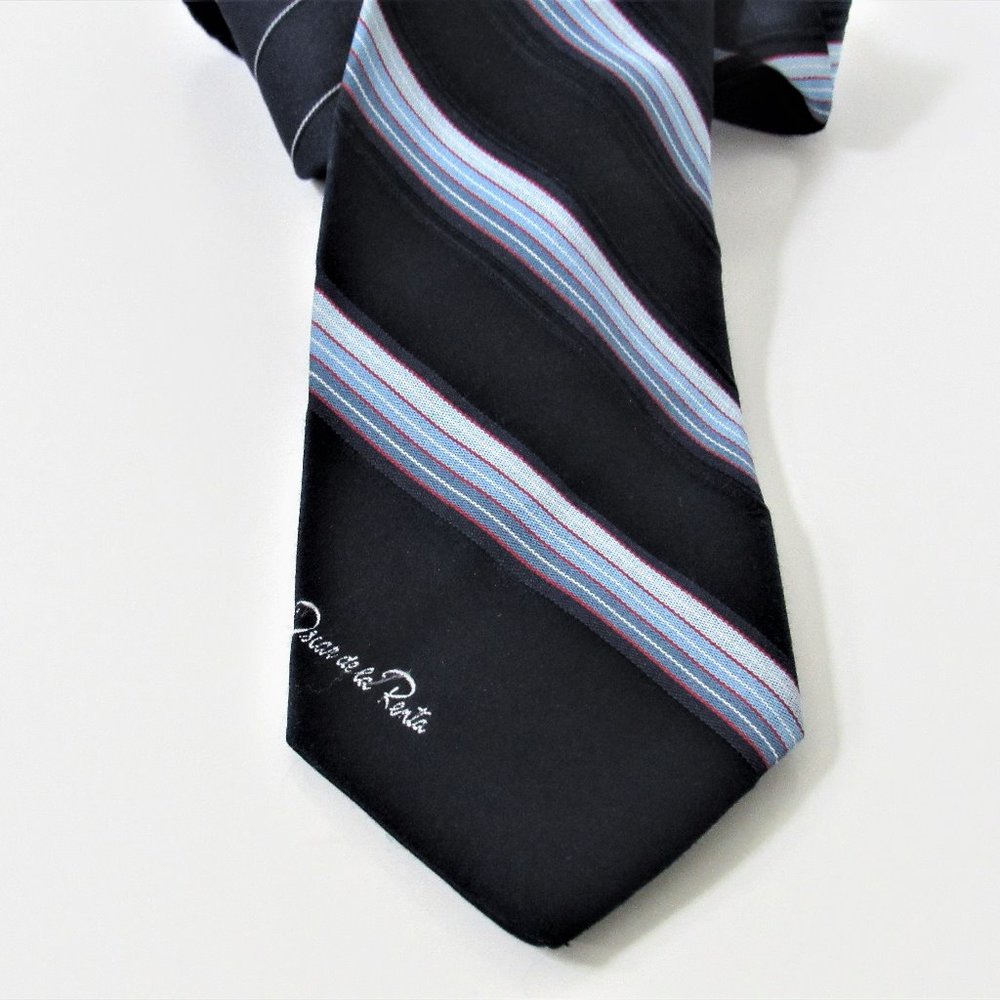 Men's Navy Blue Tie | Vintage Oscar de la Renta Blue Necktie